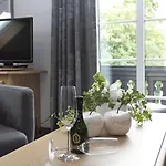 Forsthaus 3*