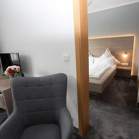 Forsthaus 3*