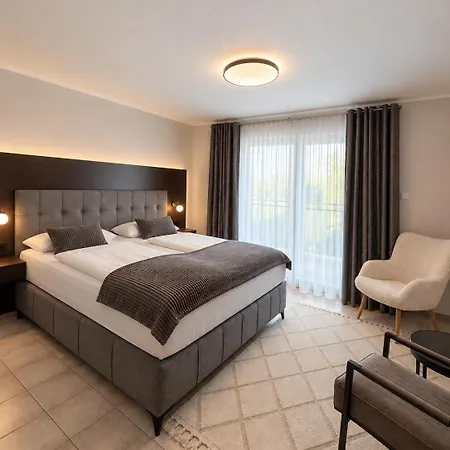 Hotel Forsthaus 3*